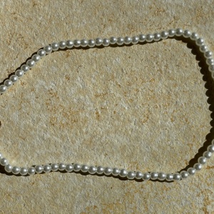 Gyöngy nyaklánc (4 mm)